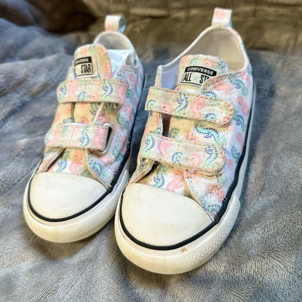 10 Converse Kids' Sneakers with Seahorse - Pink and Blue